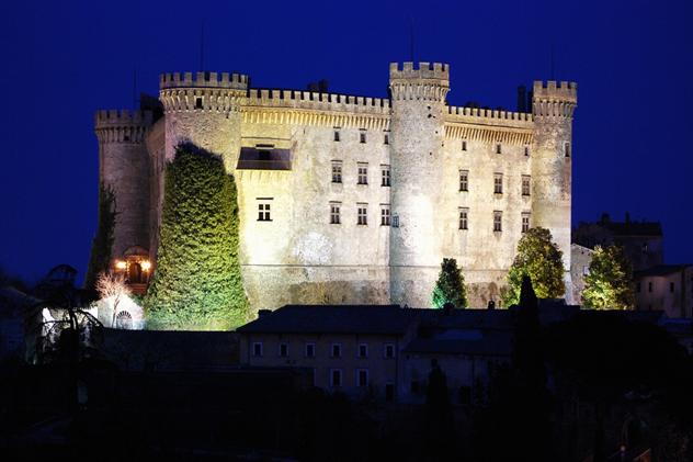 Castello Bracciano di notte